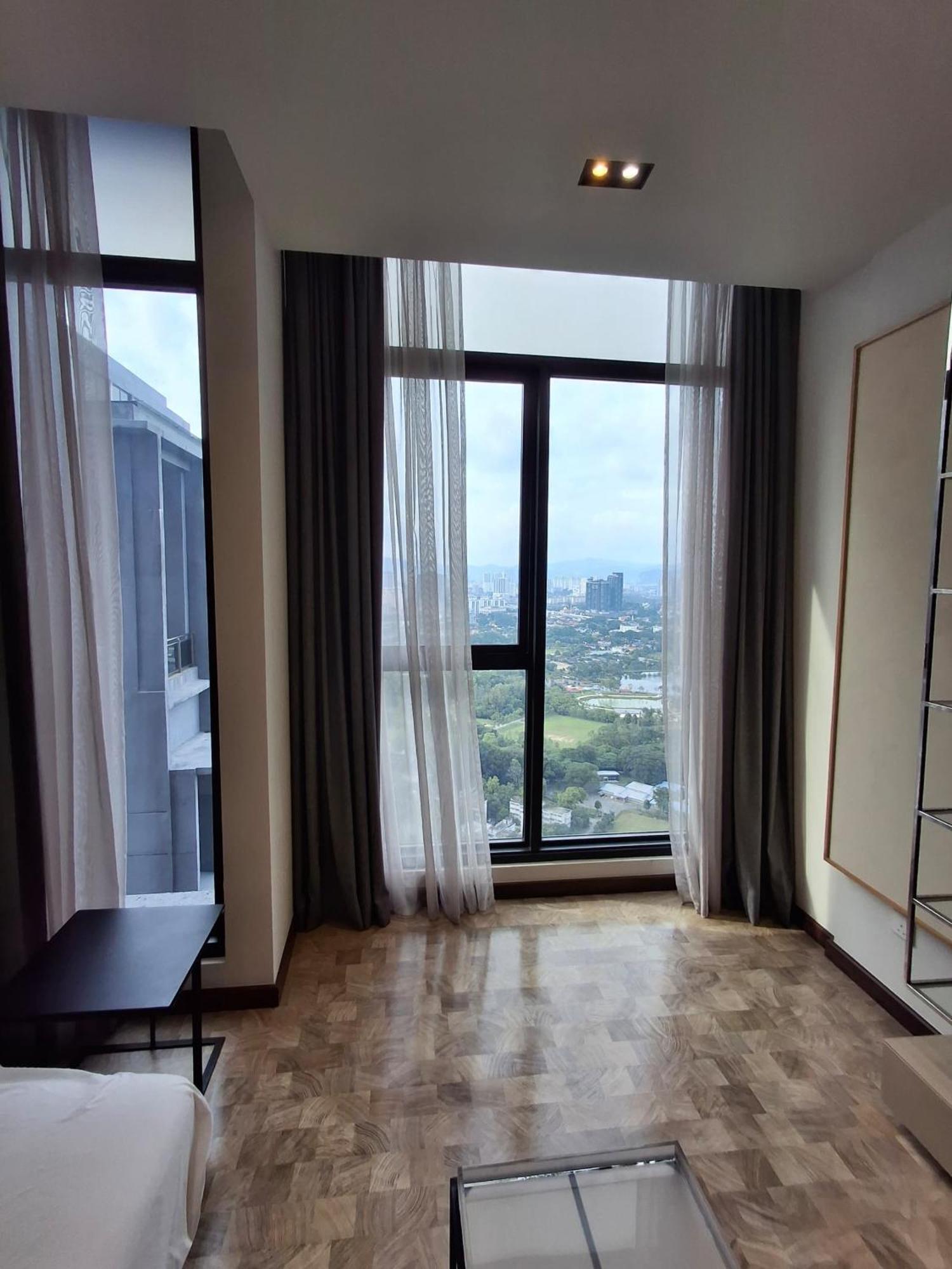 Expressionz Designer Suites Host By Aurora Premium Stay 吉隆坡 外观 照片