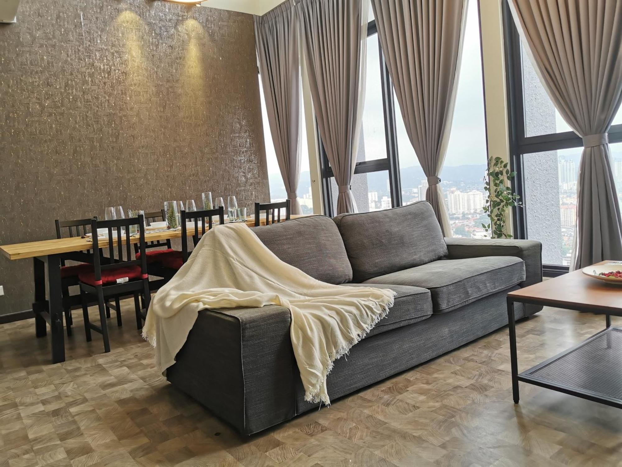 Expressionz Designer Suites Host By Aurora Premium Stay 吉隆坡 外观 照片